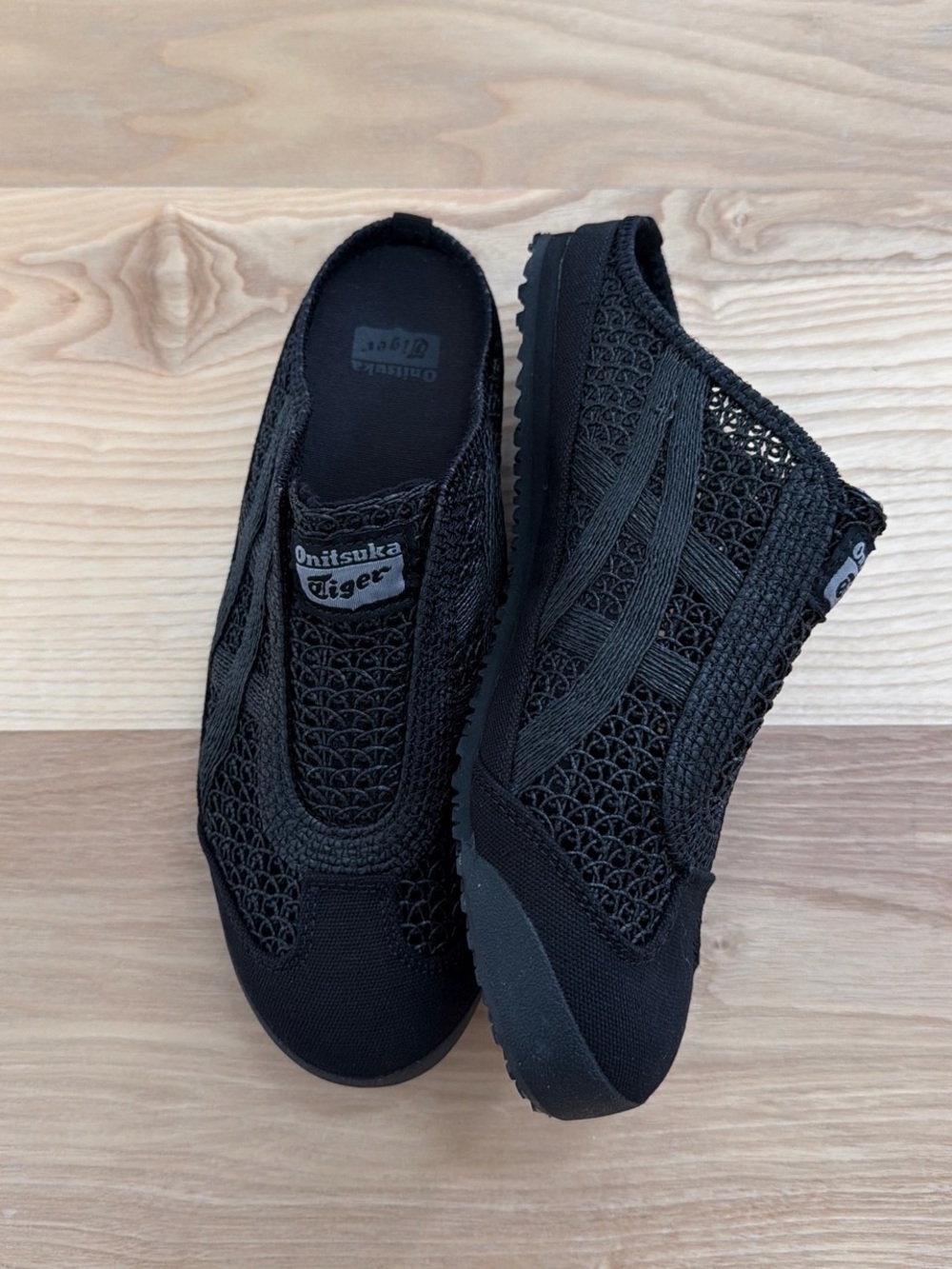 Black onistuka tiger sabot 66 mesh slip on shoes